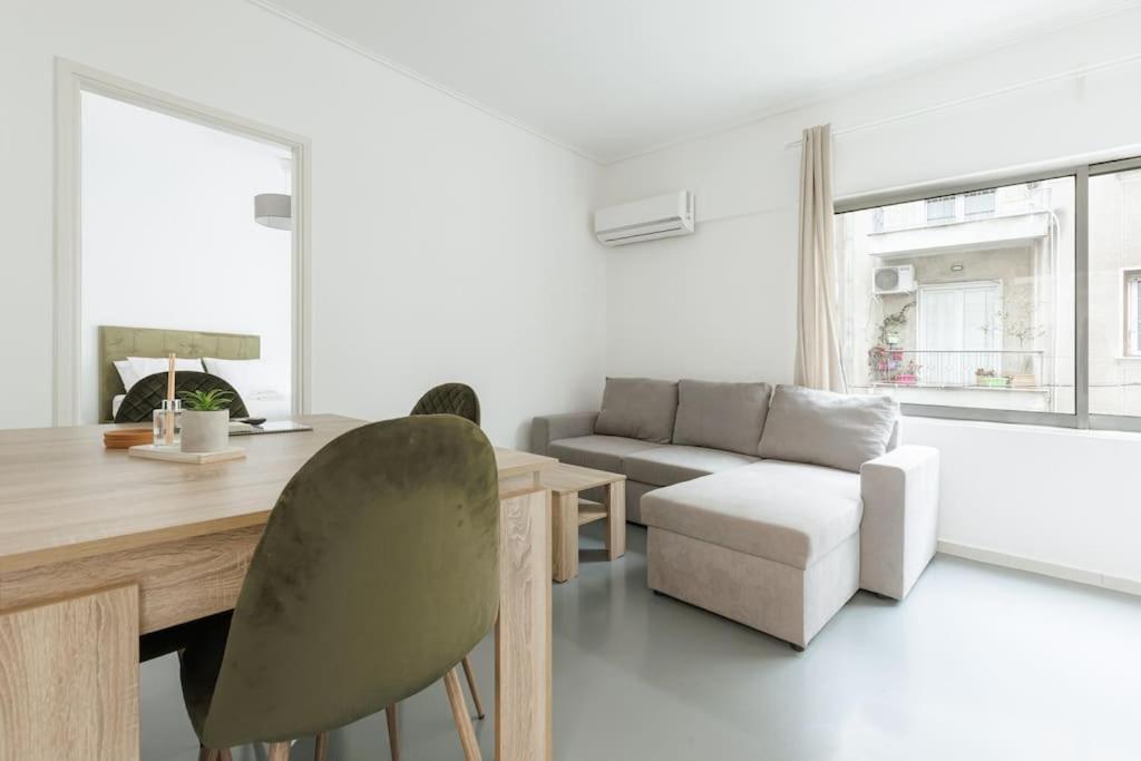Apartment Spacious Featuring A Private Terrace *