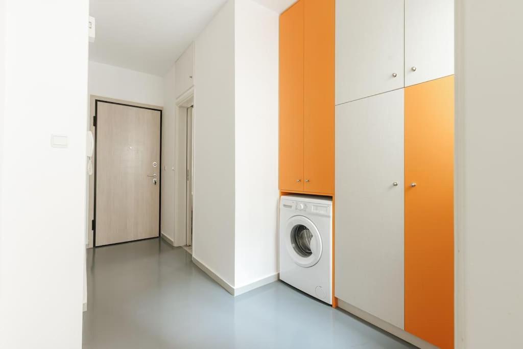 Spacious Featuring A Private Terrace * Athènes